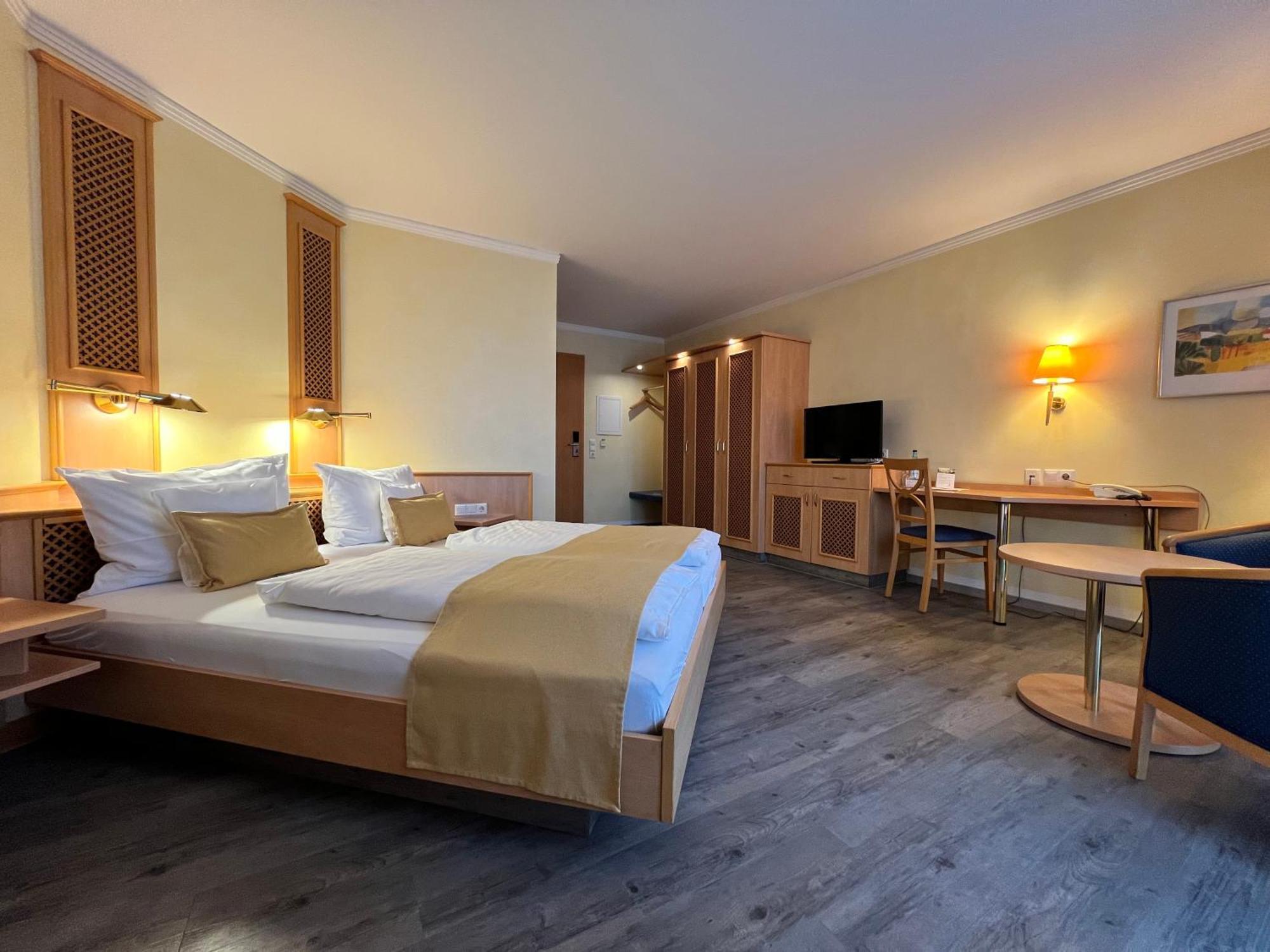 Panorama Hotel Heimbuchenthal Luaran gambar